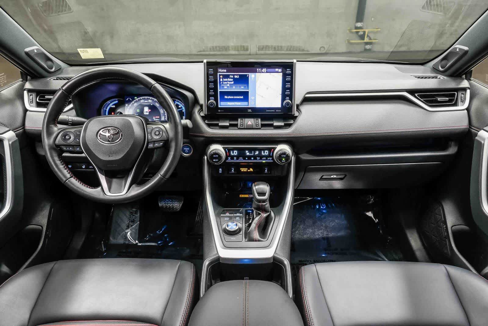 Thumbnail: 2022 Toyota RAV4 - 15