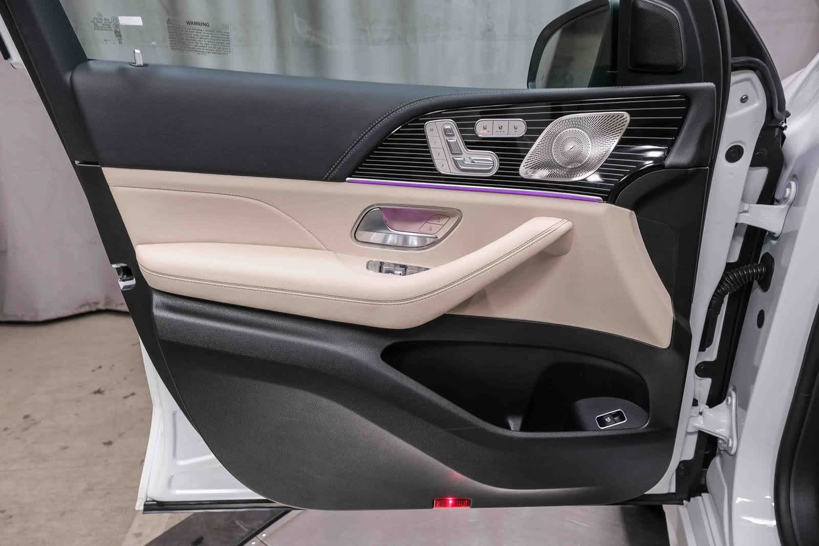 Thumbnail: 2025 Mercedes-Benz GLE - 21