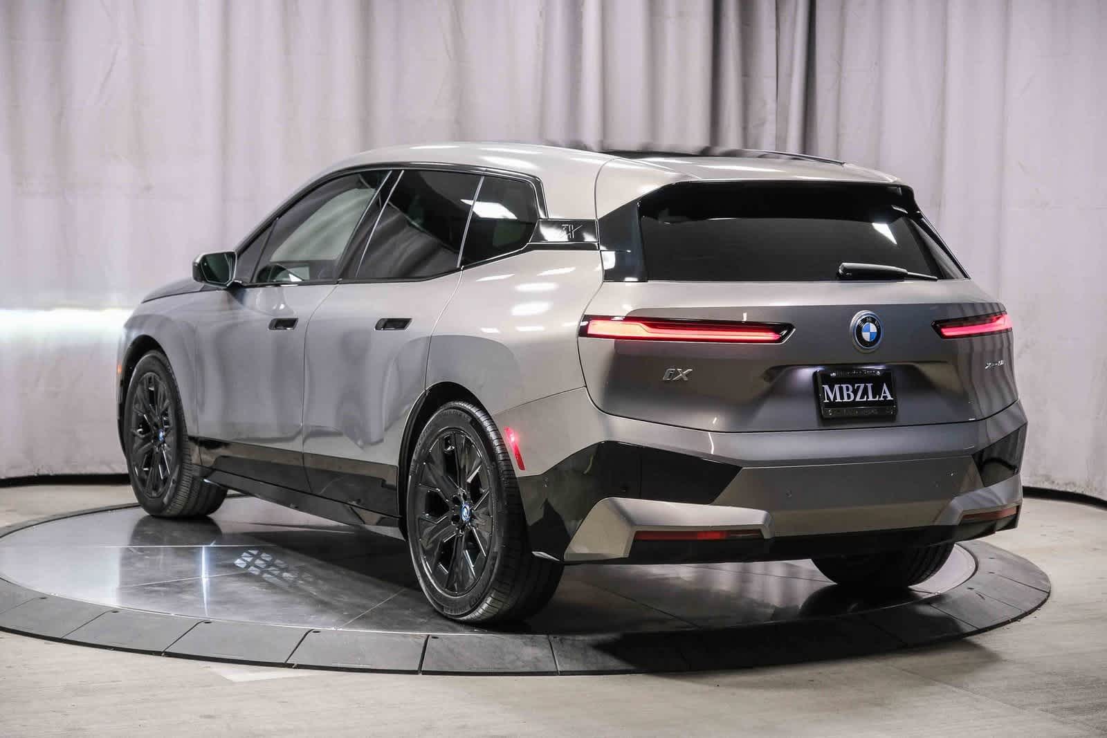 Thumbnail: 2023 BMW iX - 2