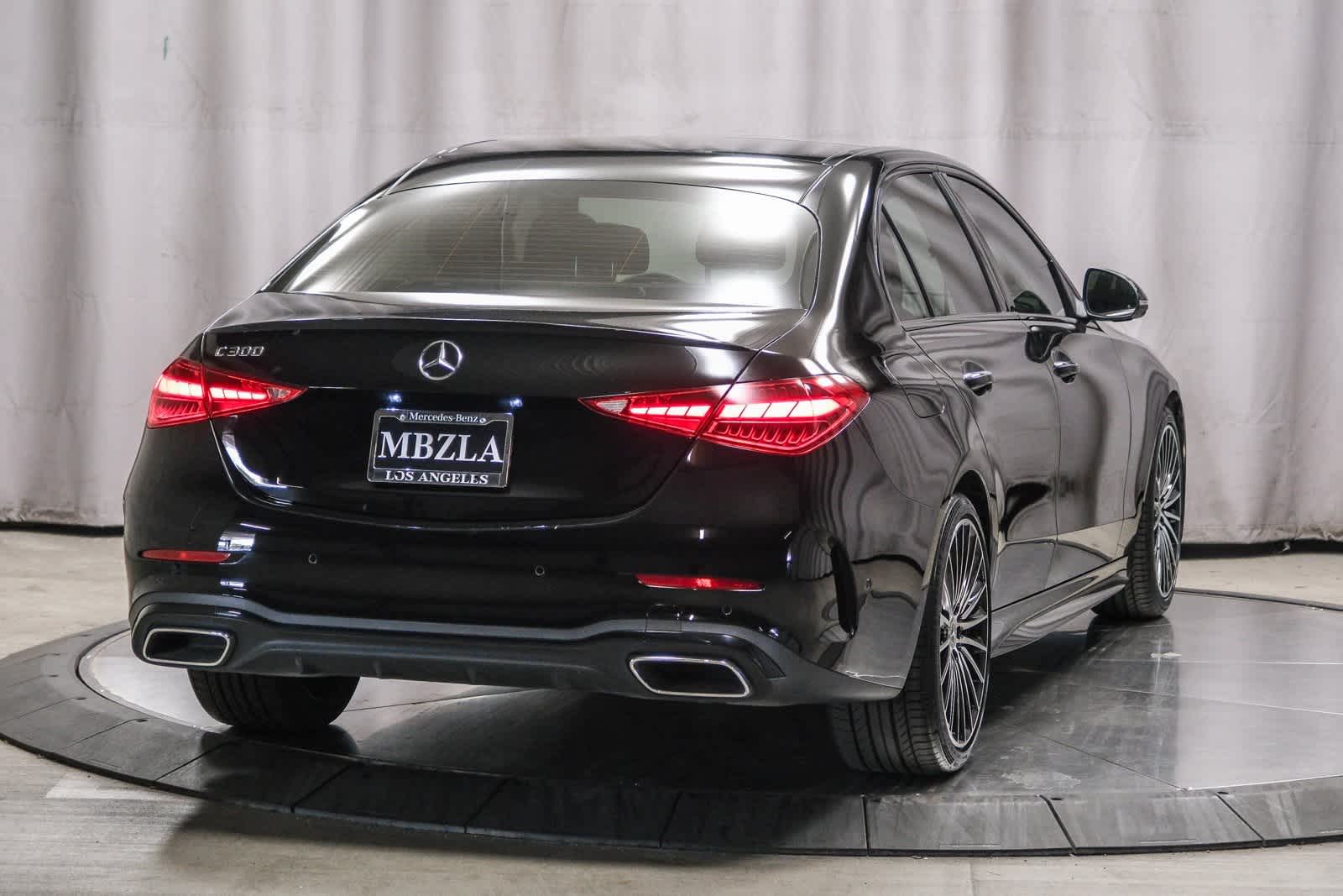 Thumbnail: 2024 Mercedes-Benz C-Class - 4
