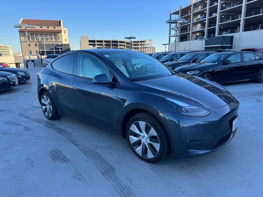Used 2023 Tesla Model Y Long Range SUV