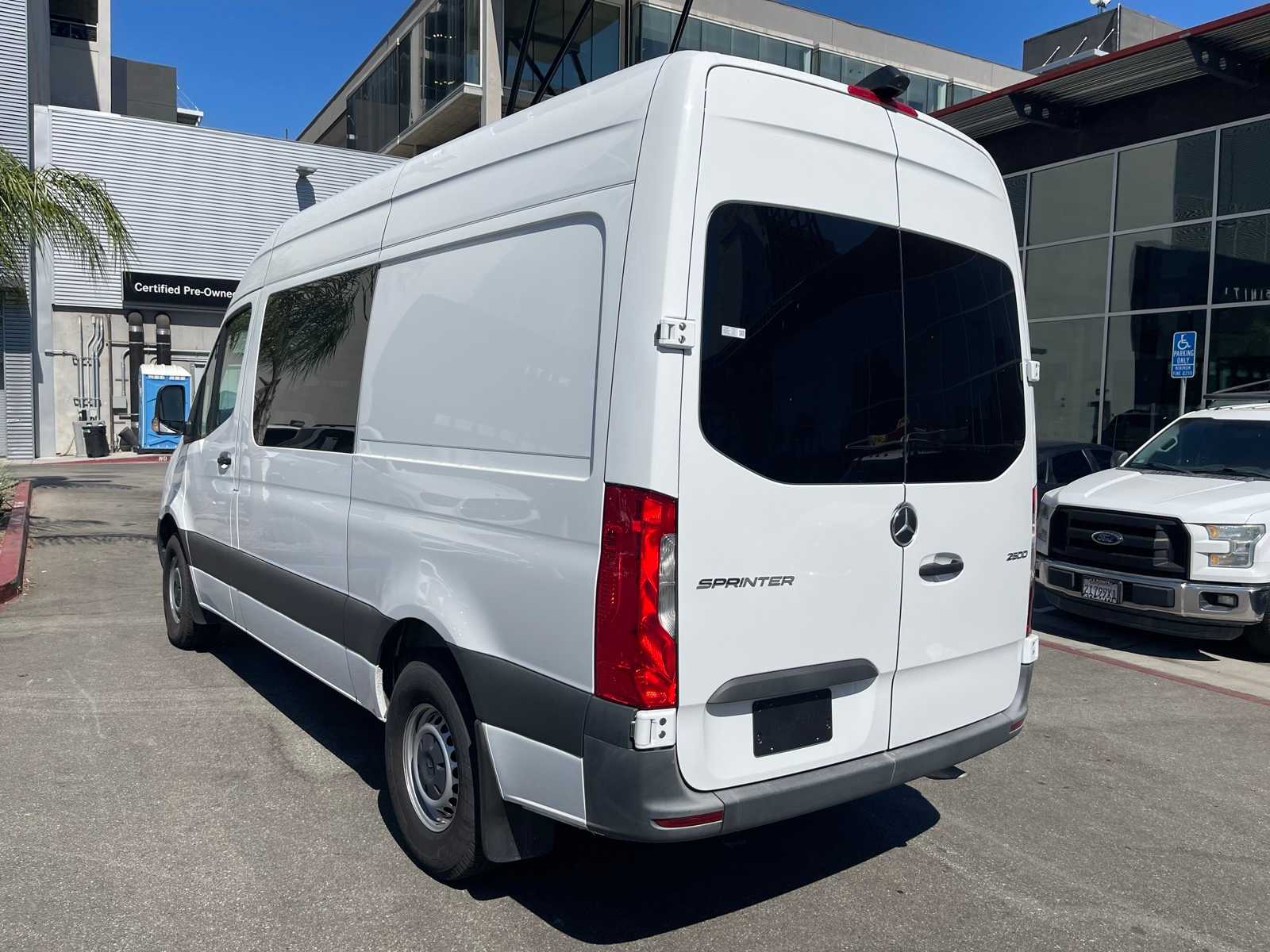 Thumbnail: 2023 Mercedes-Benz Sprinter - 6
