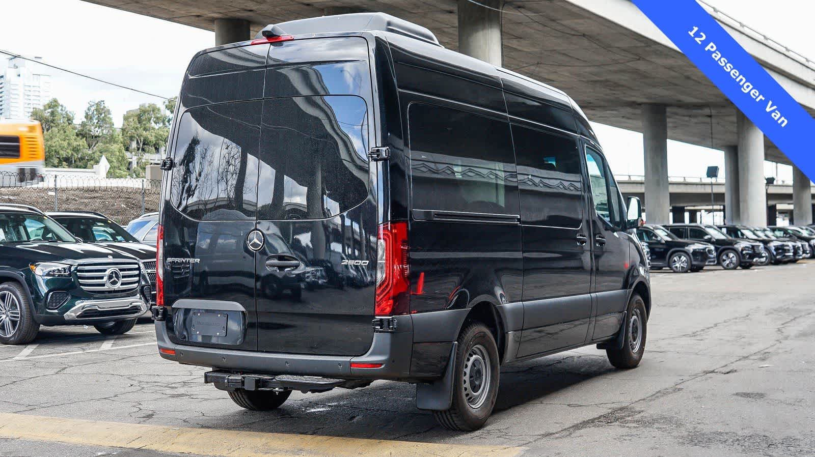 Thumbnail: 2024 Mercedes-Benz Sprinter - 9