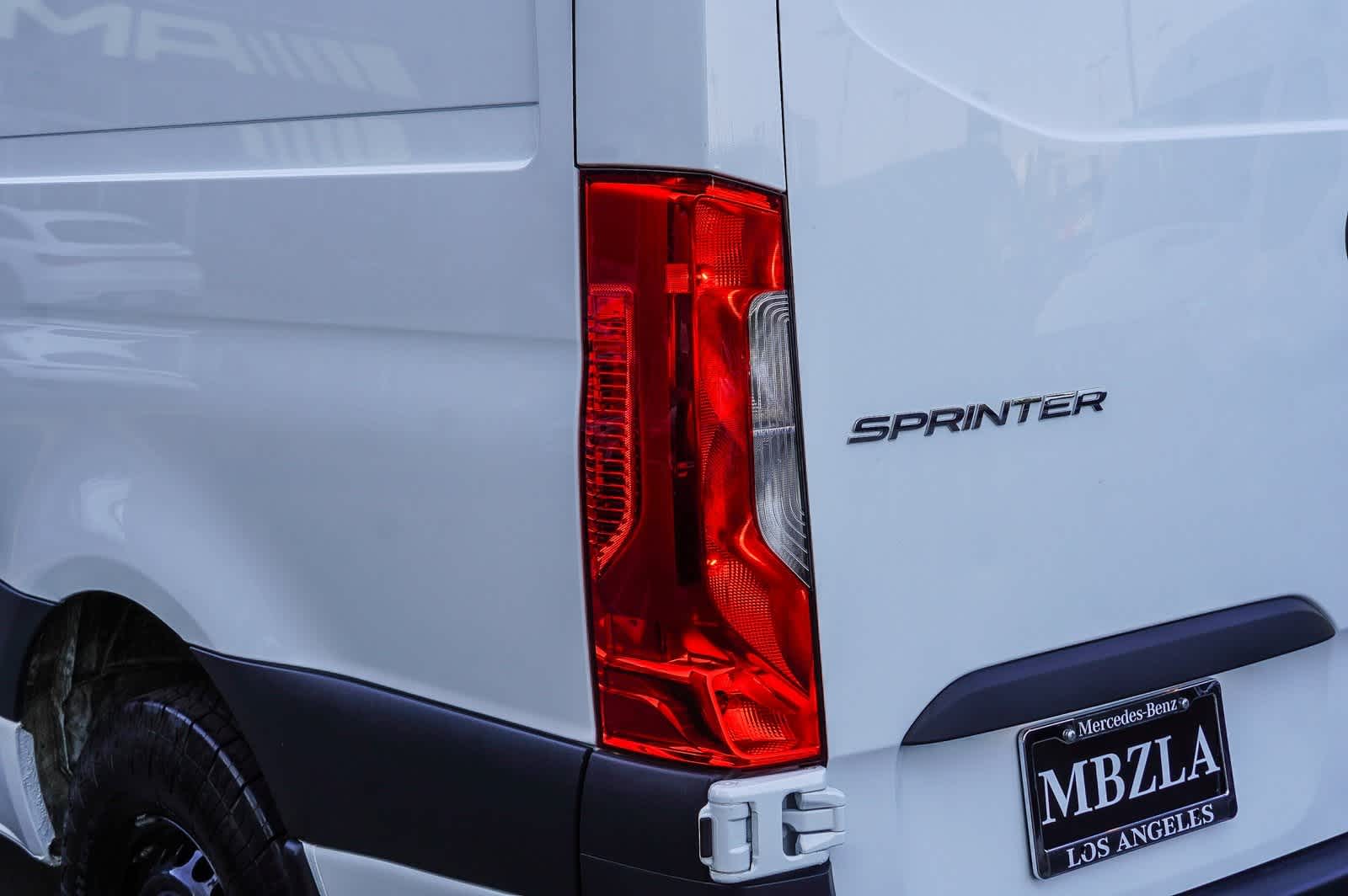 Thumbnail: 2021 Mercedes-Benz Sprinter - 7