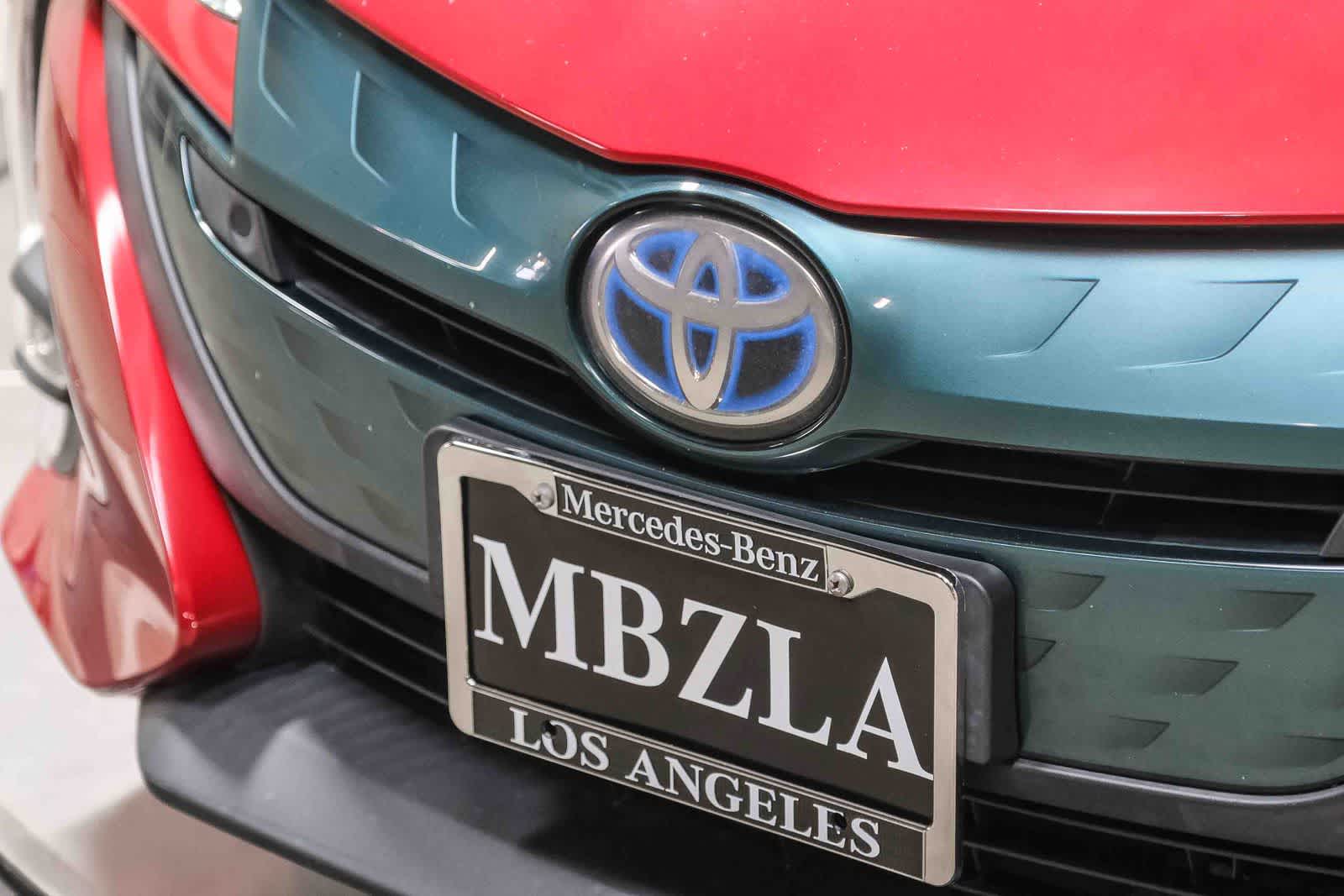 Thumbnail: 2017 Toyota Prius Prime - 13