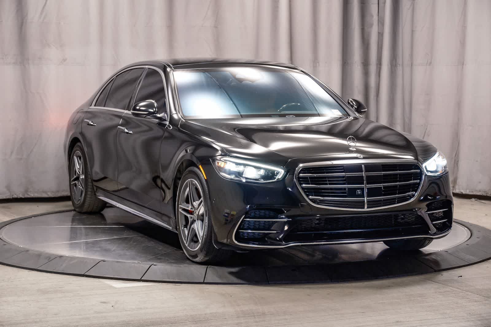 Thumbnail: 2024 Mercedes-Benz S-Class - 4