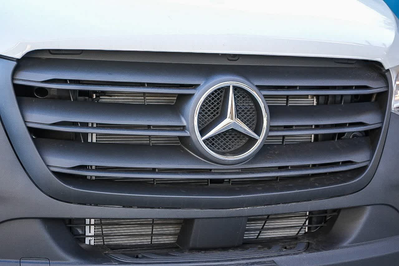 Thumbnail: 2026 Mercedes-Benz Sprinter - 5