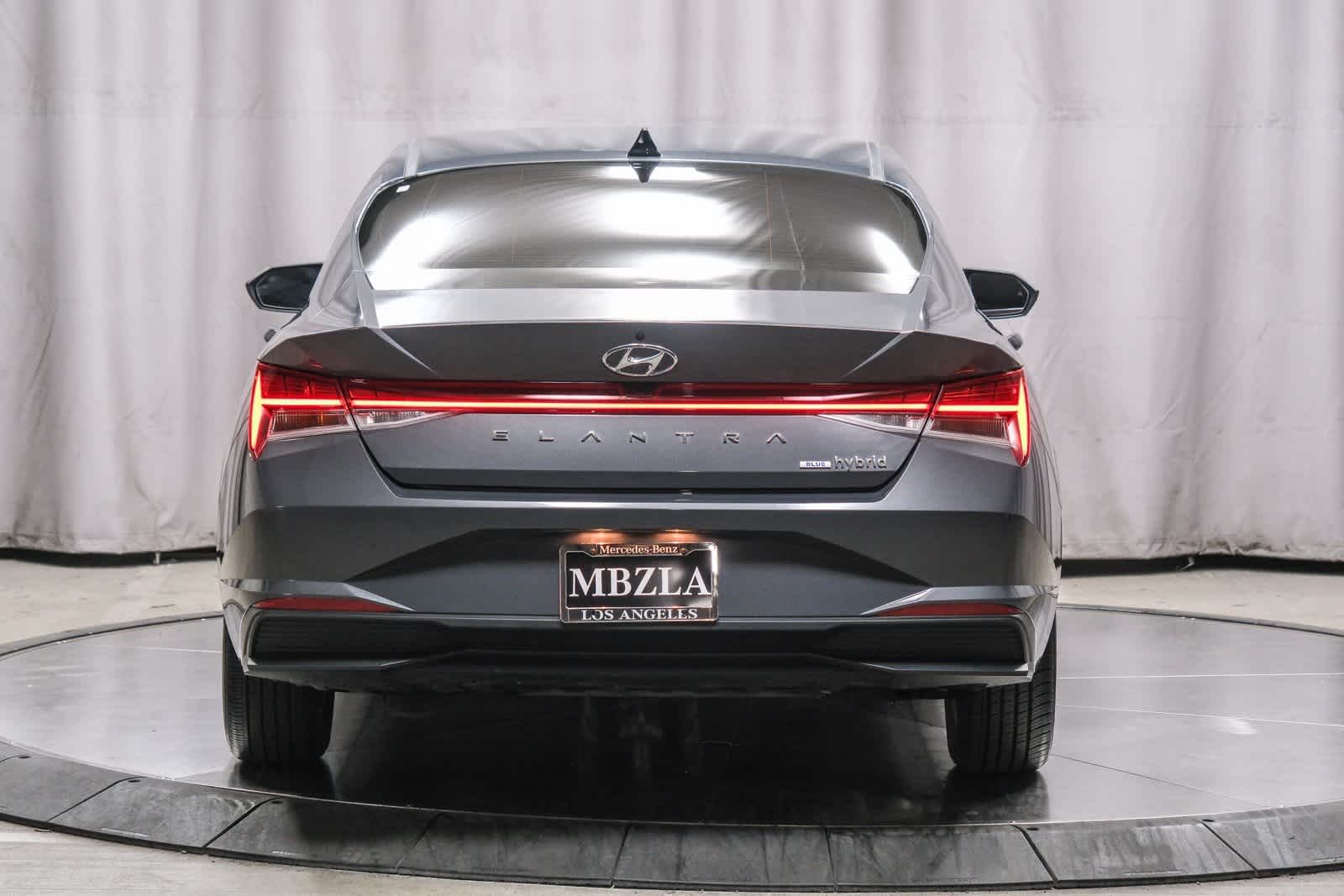 Thumbnail: 2023 Hyundai Elantra - 3