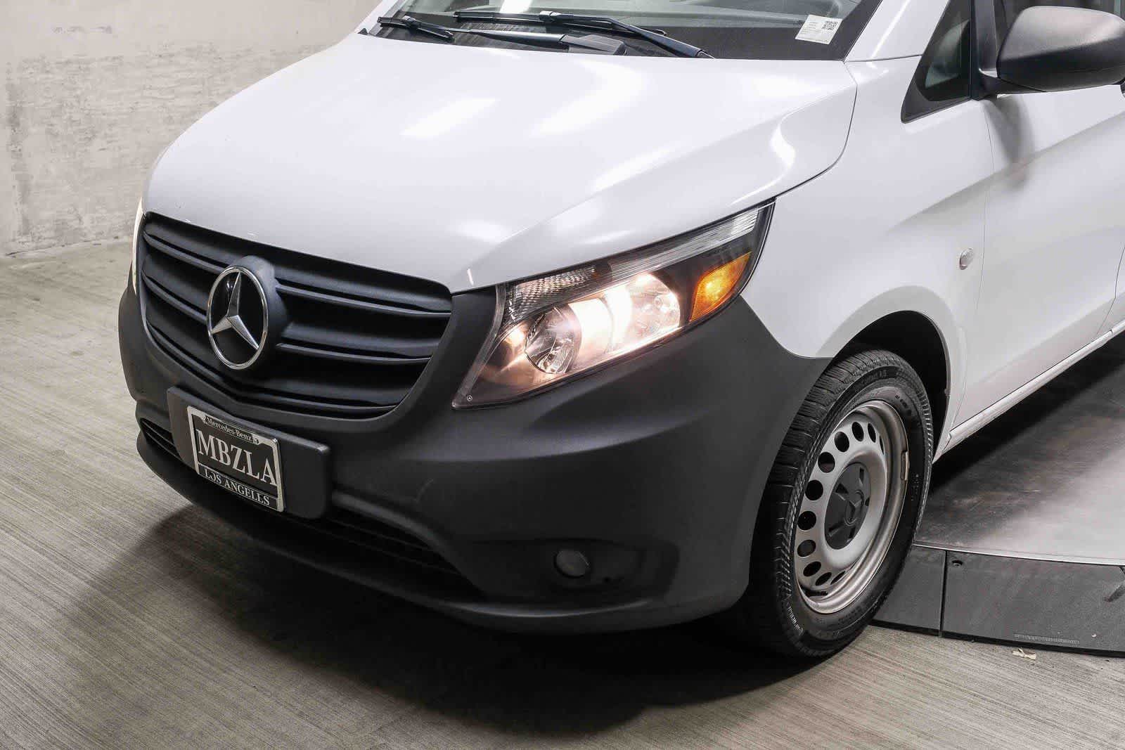 Thumbnail: 2023 Mercedes-Benz Metris - 11