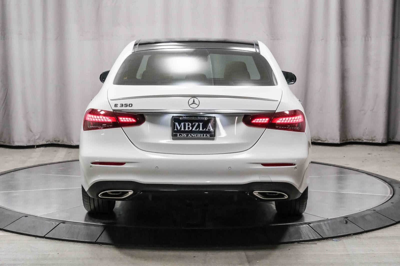 Thumbnail: 2022 Mercedes-Benz E-Class - 3