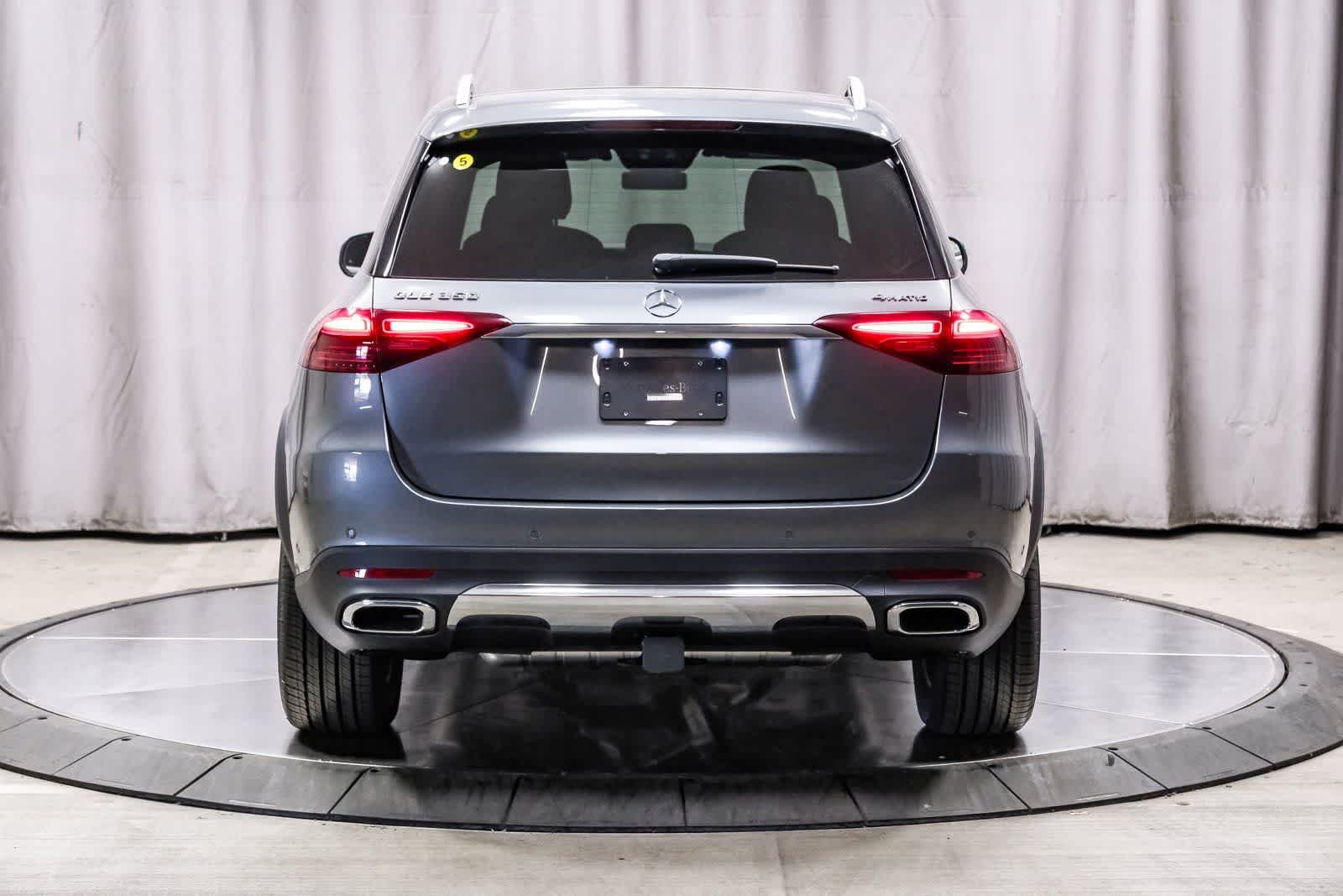 Thumbnail: 2026 Mercedes-Benz GLE - 3