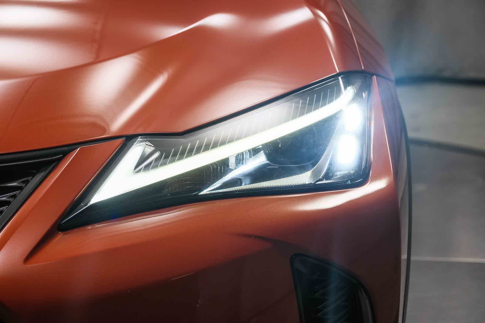 Thumbnail: 2020 Lexus UX - 12