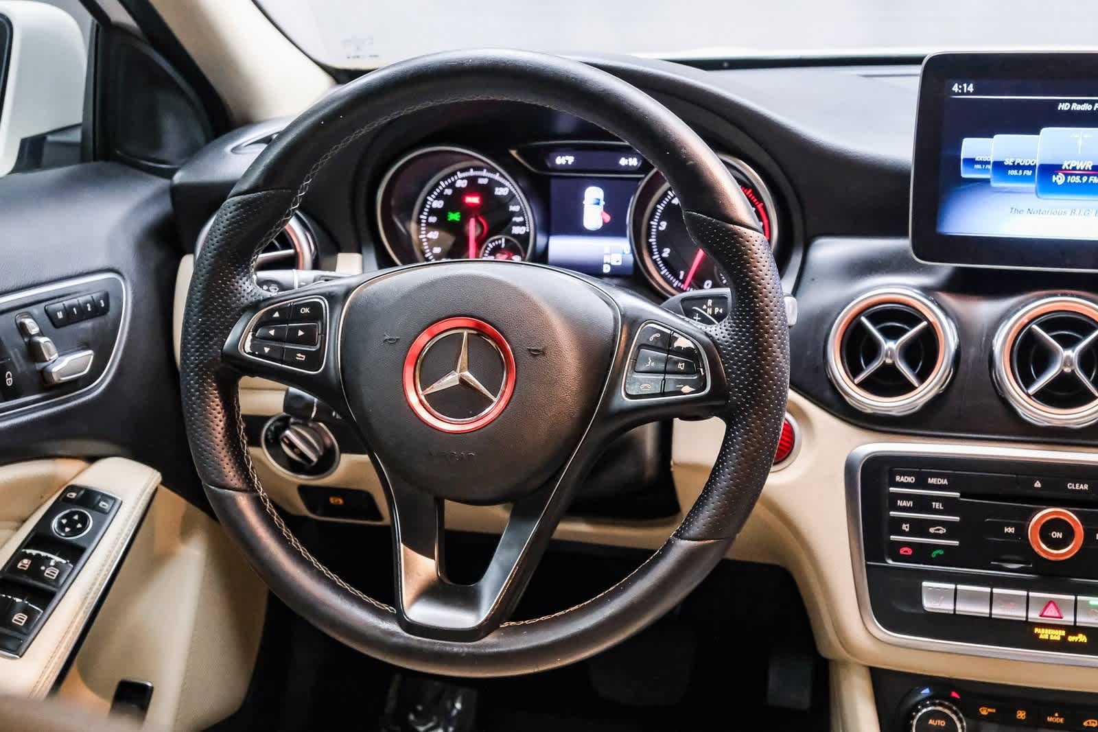 Thumbnail: 2019 Mercedes-Benz GLA - 17