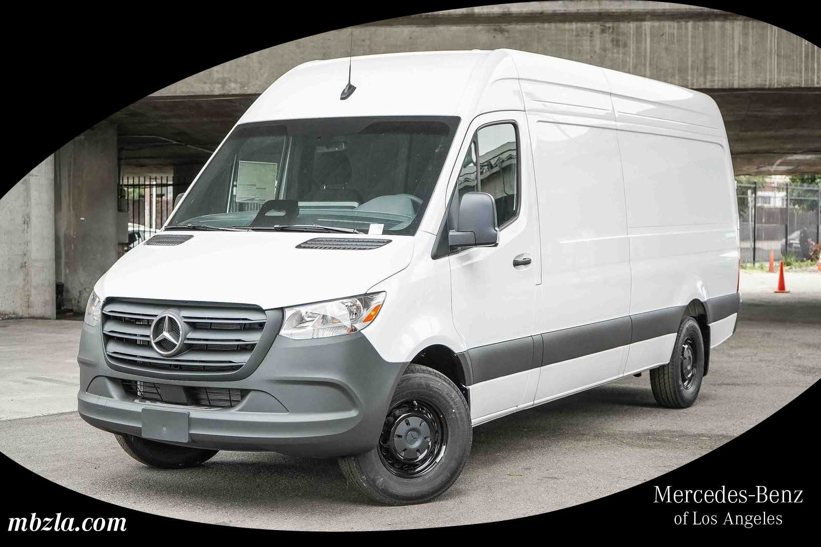 Thumbnail: 2026 Mercedes-Benz Sprinter - 1