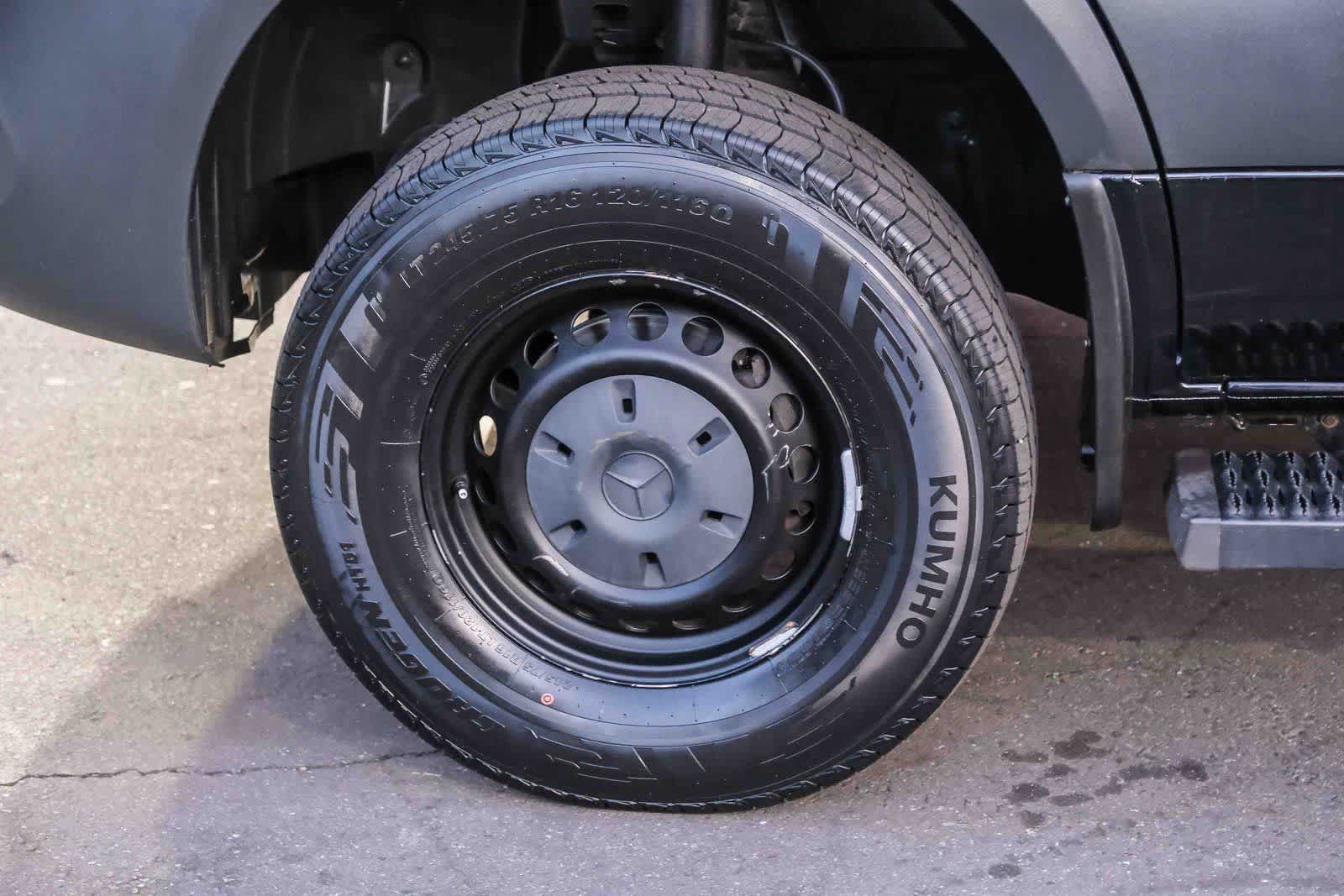 Thumbnail: 2021 Mercedes-Benz Sprinter - 10