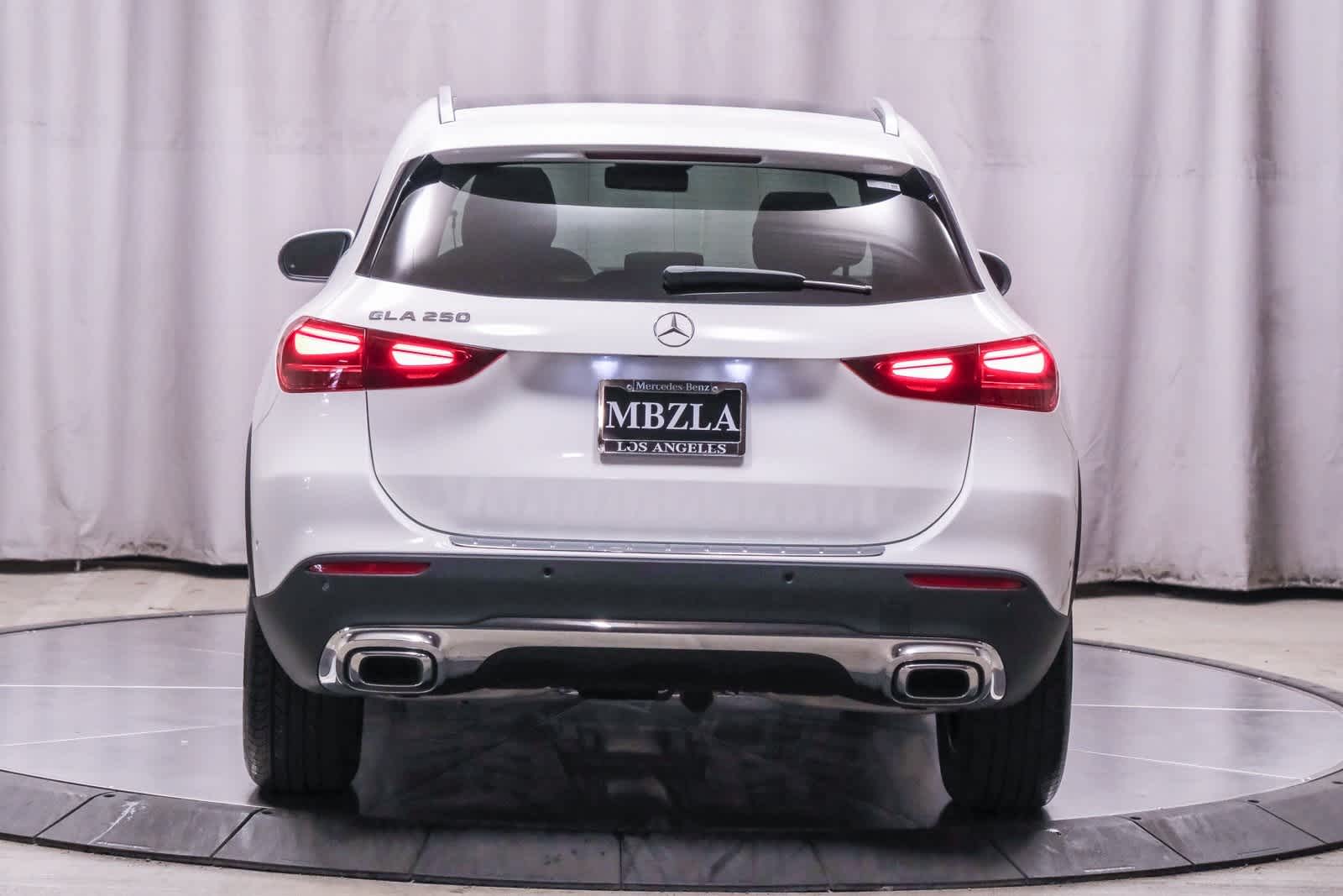 Thumbnail: 2025 Mercedes-Benz GLA - 3