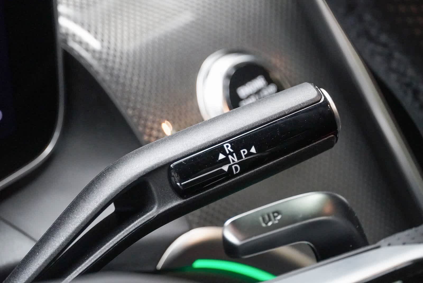 Thumbnail: 2025 Mercedes-Benz GL-Class - 25