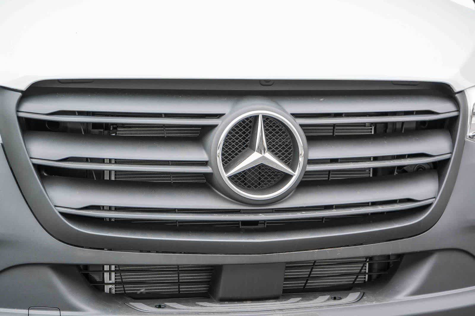 Thumbnail: 2026 Mercedes-Benz Sprinter - 5
