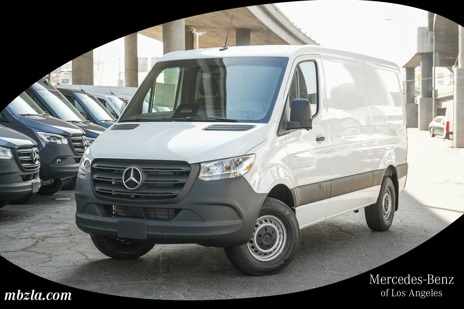 Thumbnail: 2026 Mercedes-Benz Sprinter - 1