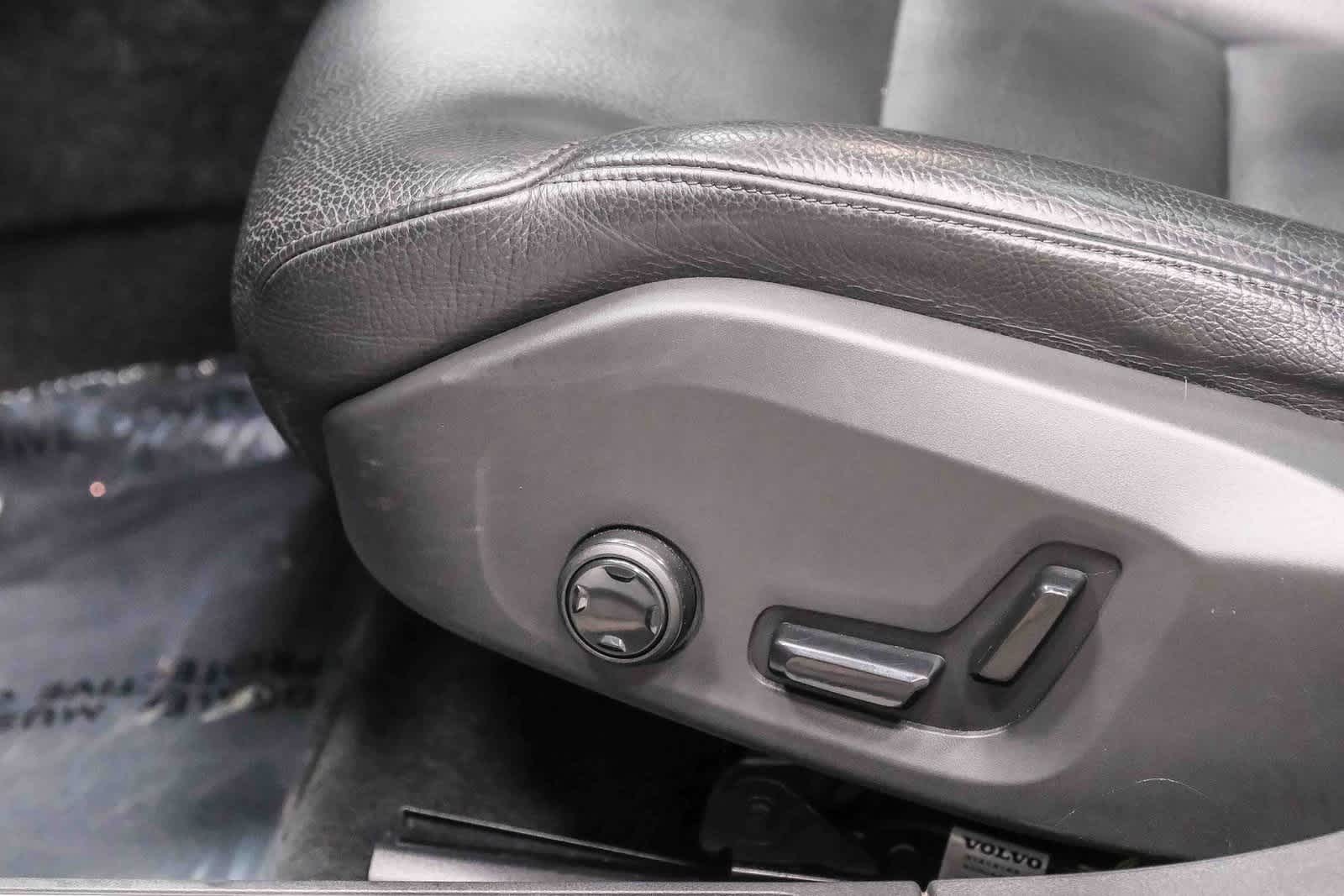 Thumbnail: 2018 Volvo S90 - 24