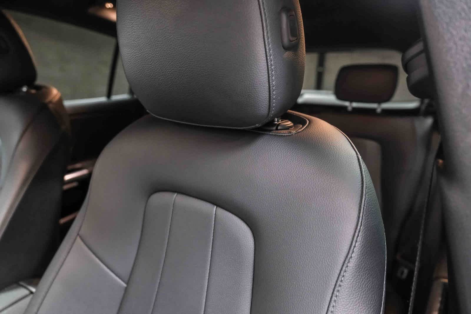 Thumbnail: 2023 Mercedes-Benz GLA - 22