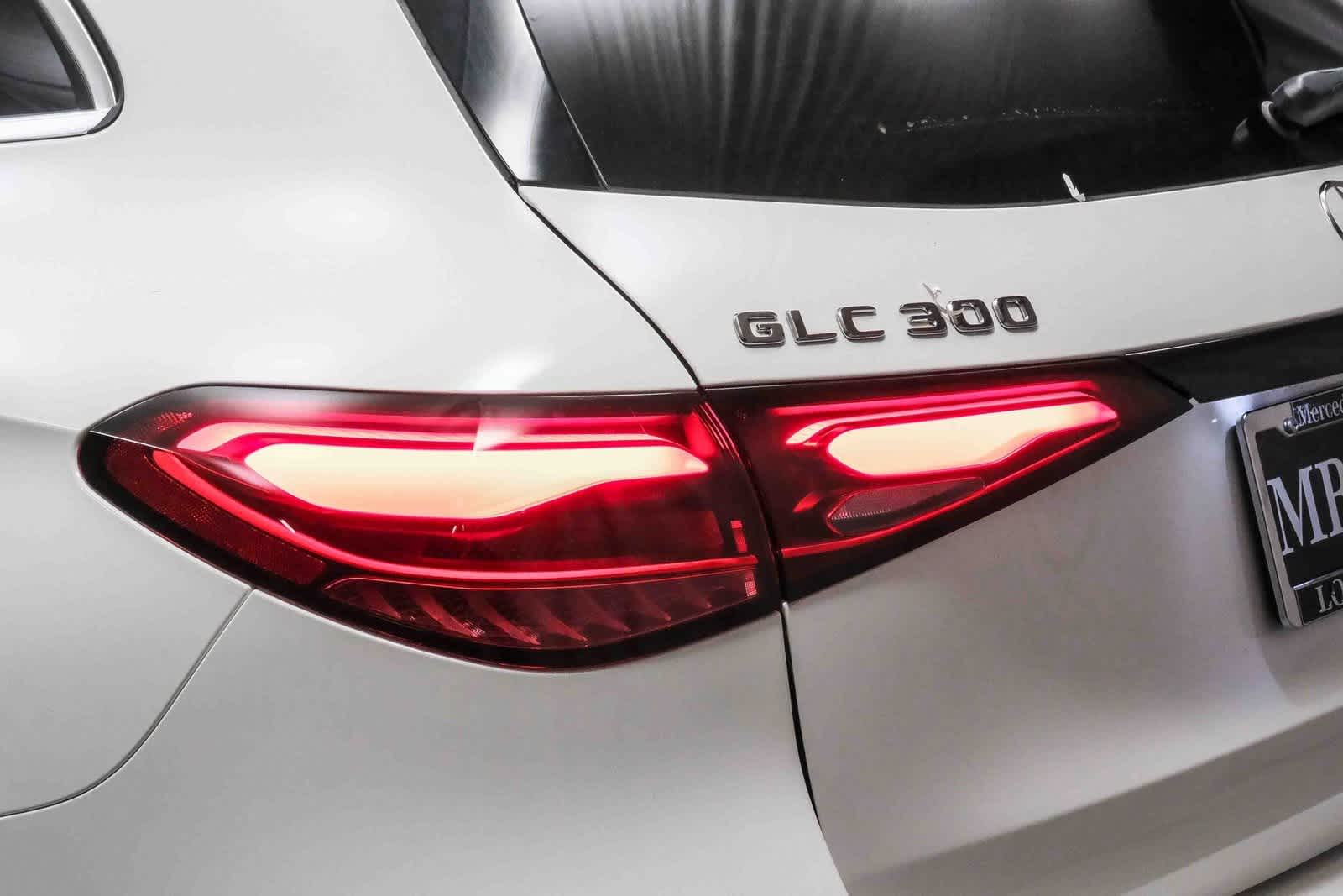 Thumbnail: 2025 Mercedes-Benz GLC - 7