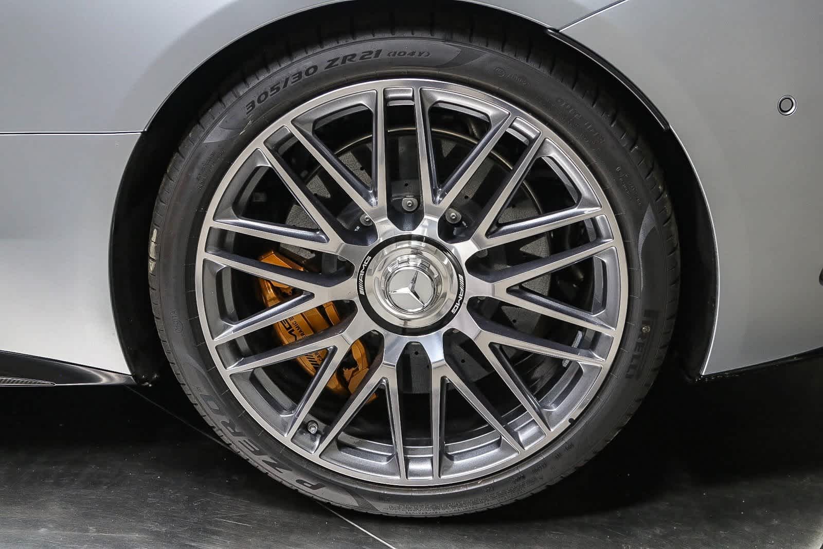 Thumbnail: 2024 Mercedes-Benz SL-Class - 10