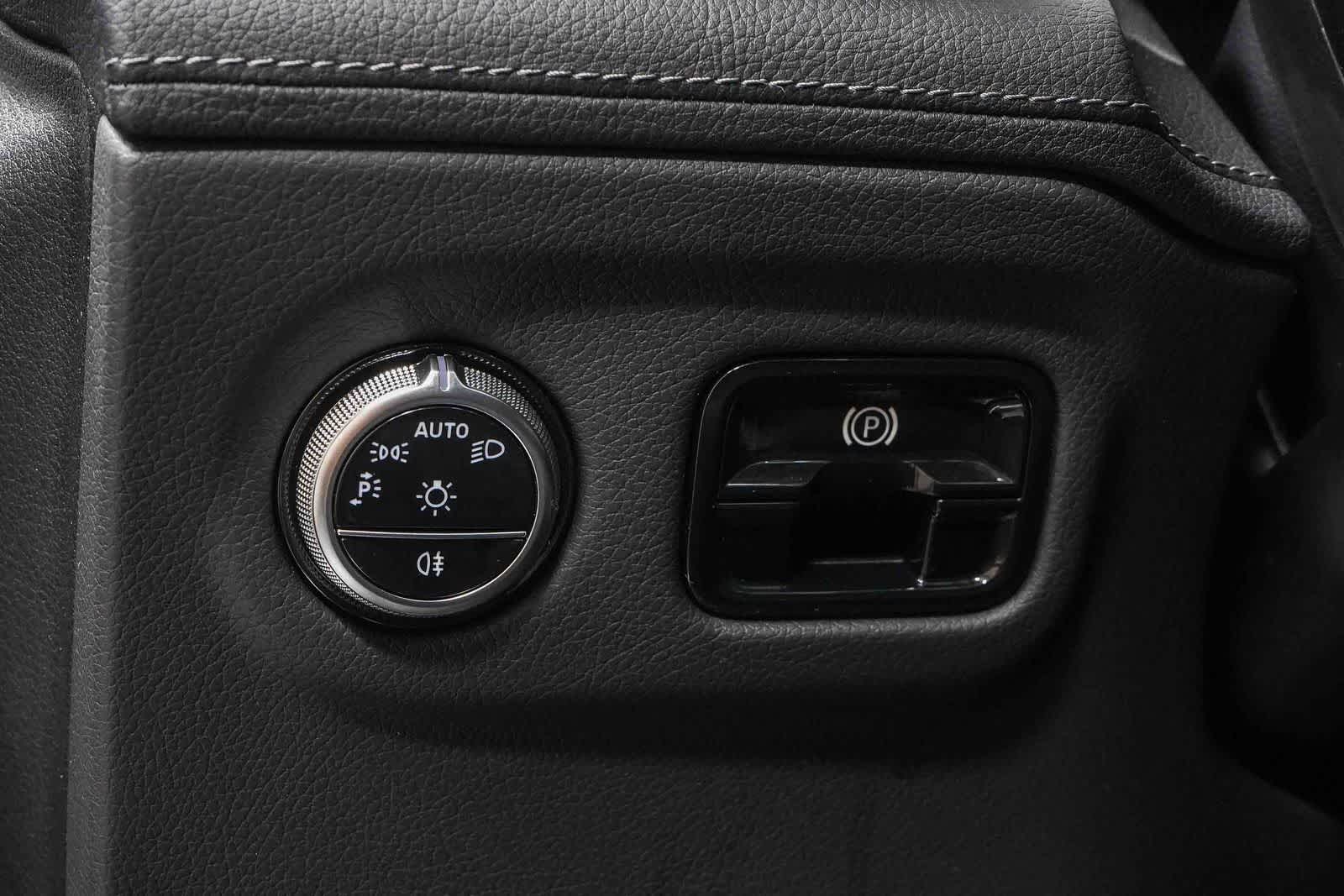 Thumbnail: 2023 Mercedes-Benz EQE - 27