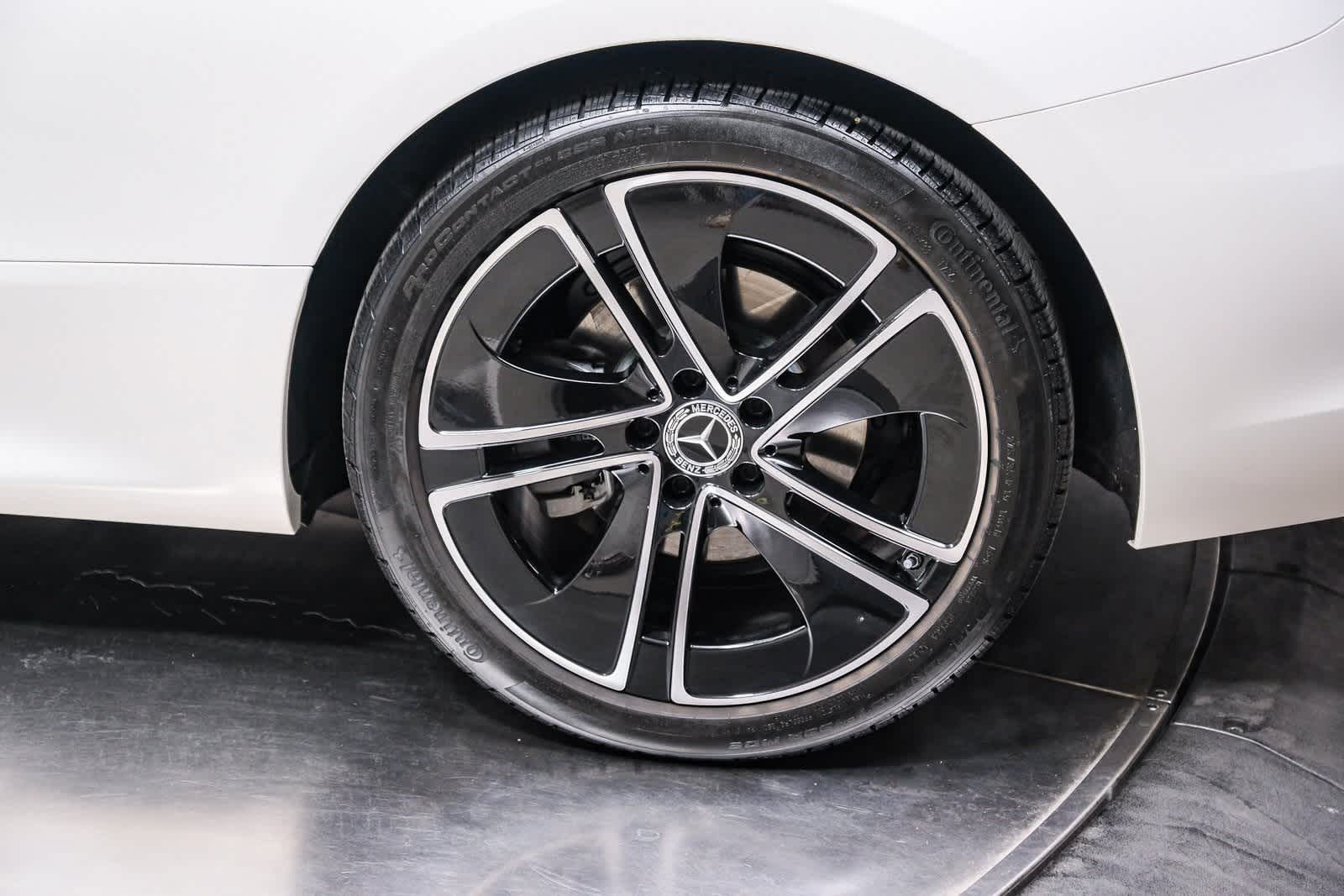 Thumbnail: 2024 Mercedes-Benz CLE - 9