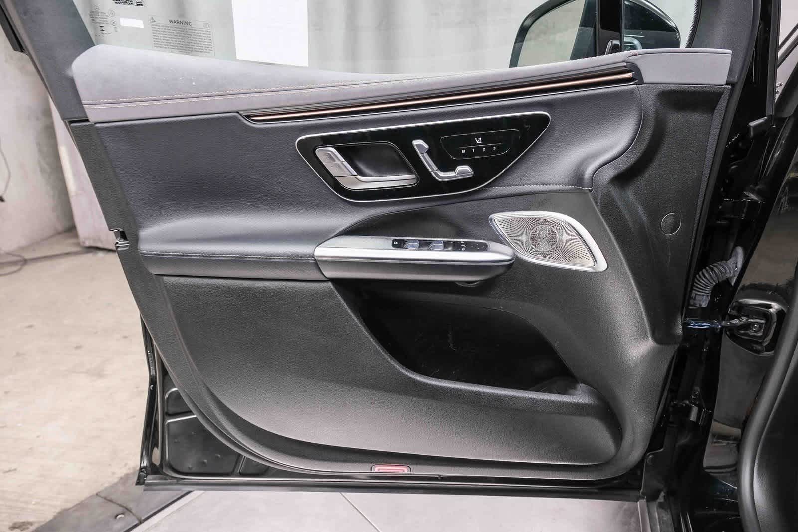 Thumbnail: 2024 Mercedes-Benz EQE - 21