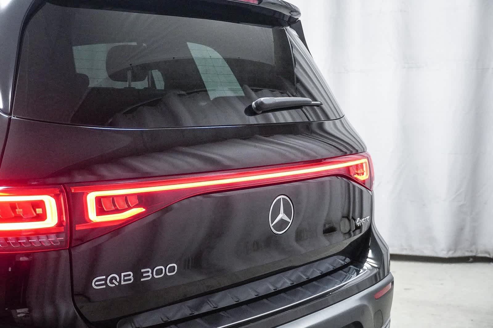 2023 Mercedes-Benz EQB 300 12