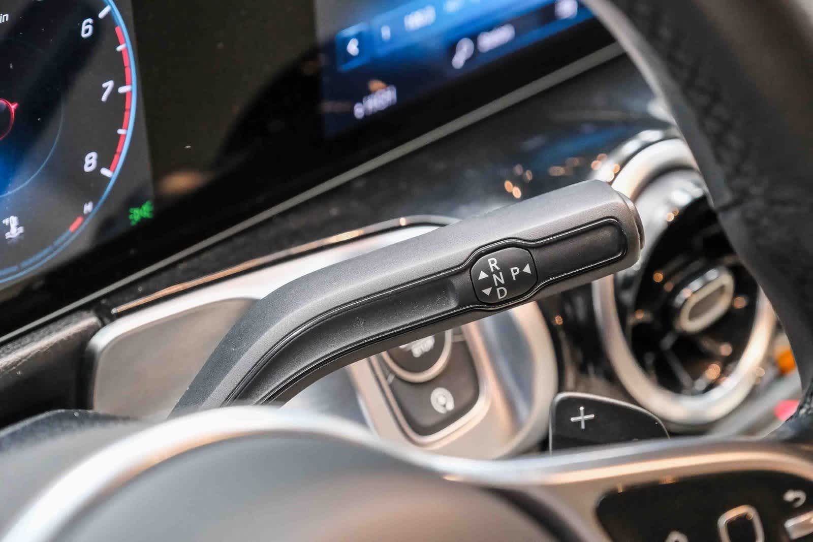 Thumbnail: 2022 Mercedes-Benz GLB - 20