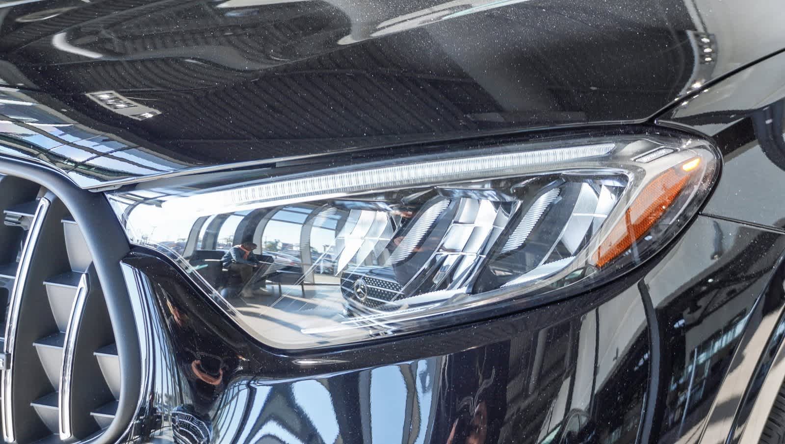 Thumbnail: 2025 Mercedes-Benz GL-Class - 11