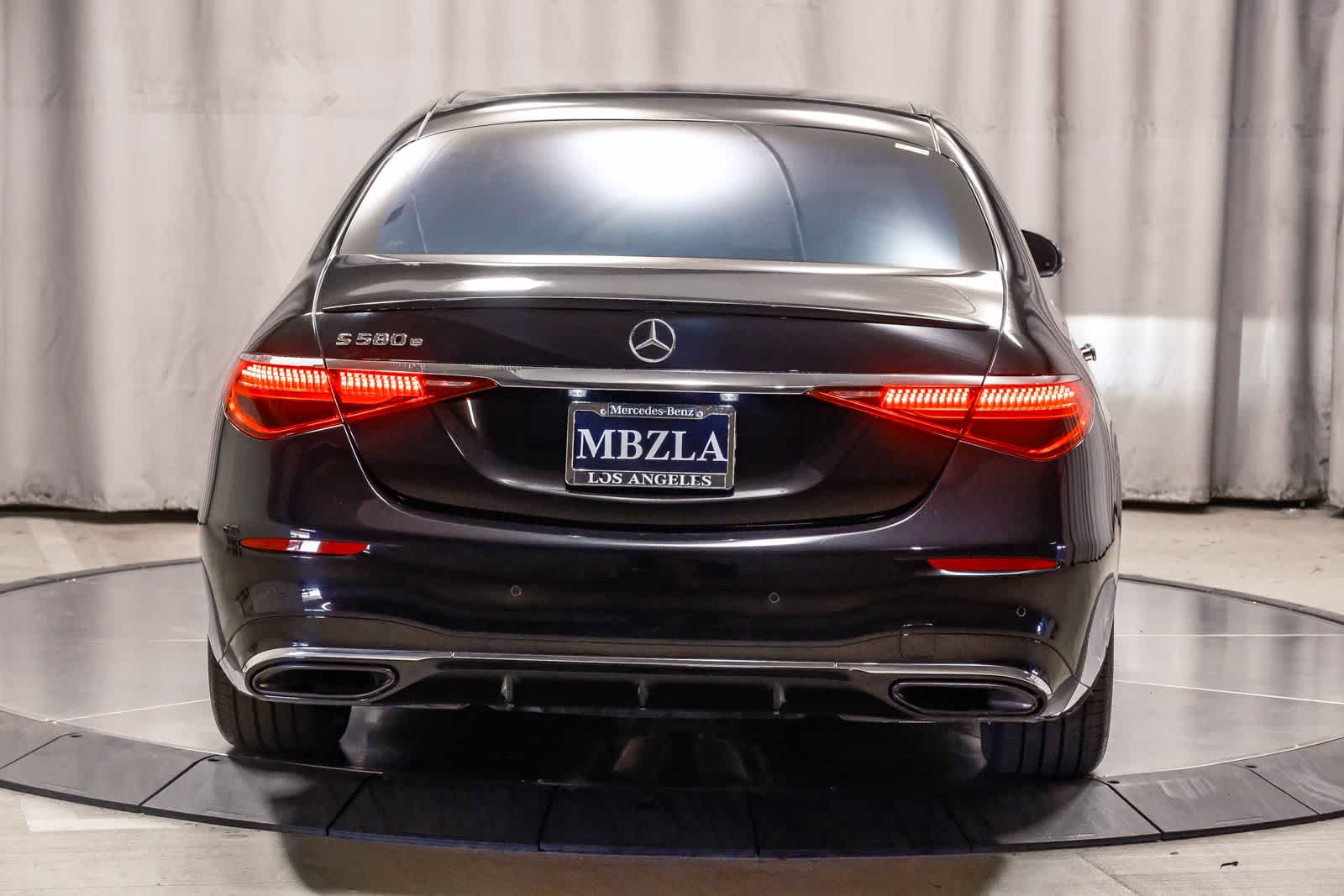 Thumbnail: 2024 Mercedes-Benz S-Class - 2