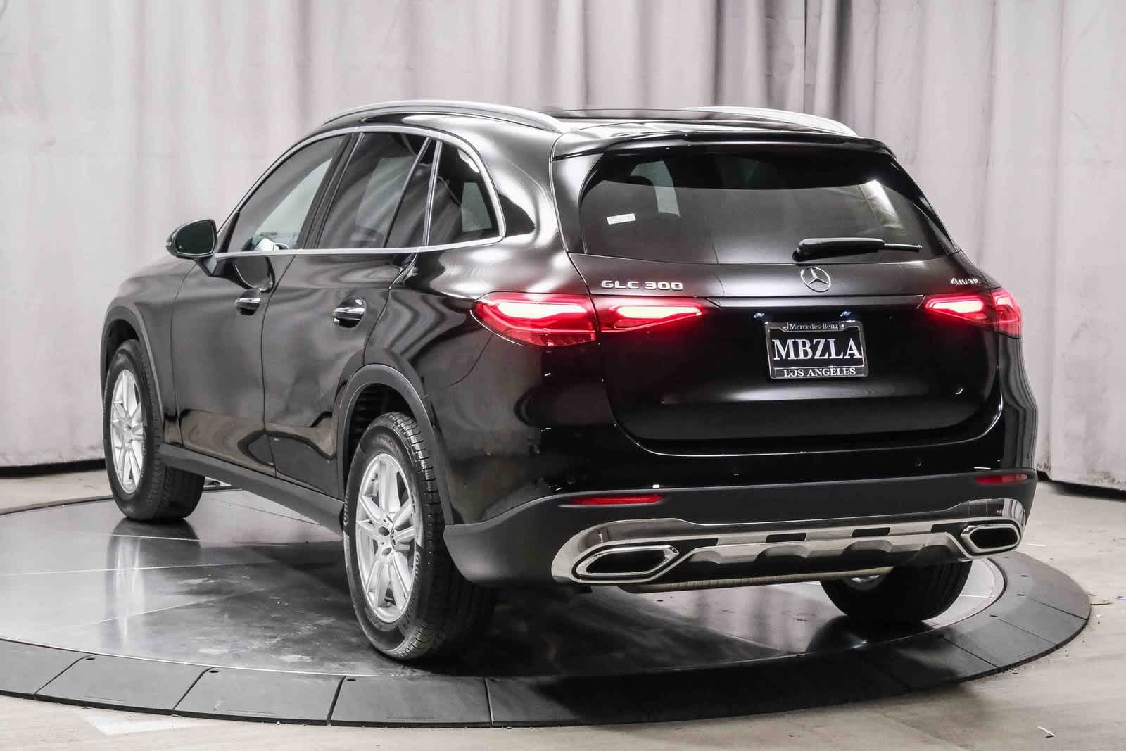 Thumbnail: 2025 Mercedes-Benz GLC - 2