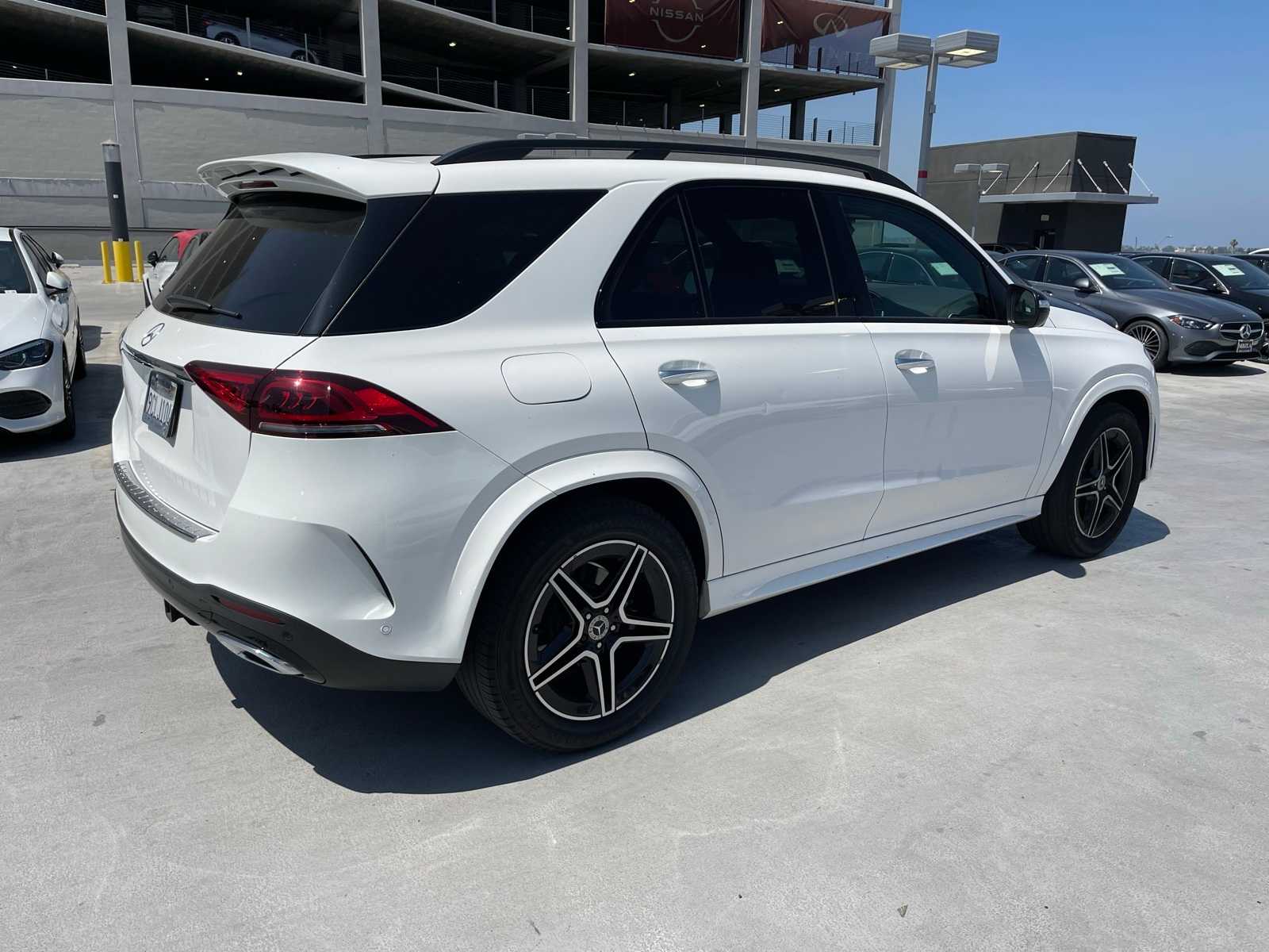 Thumbnail: 2022 Mercedes-Benz GLE - 3