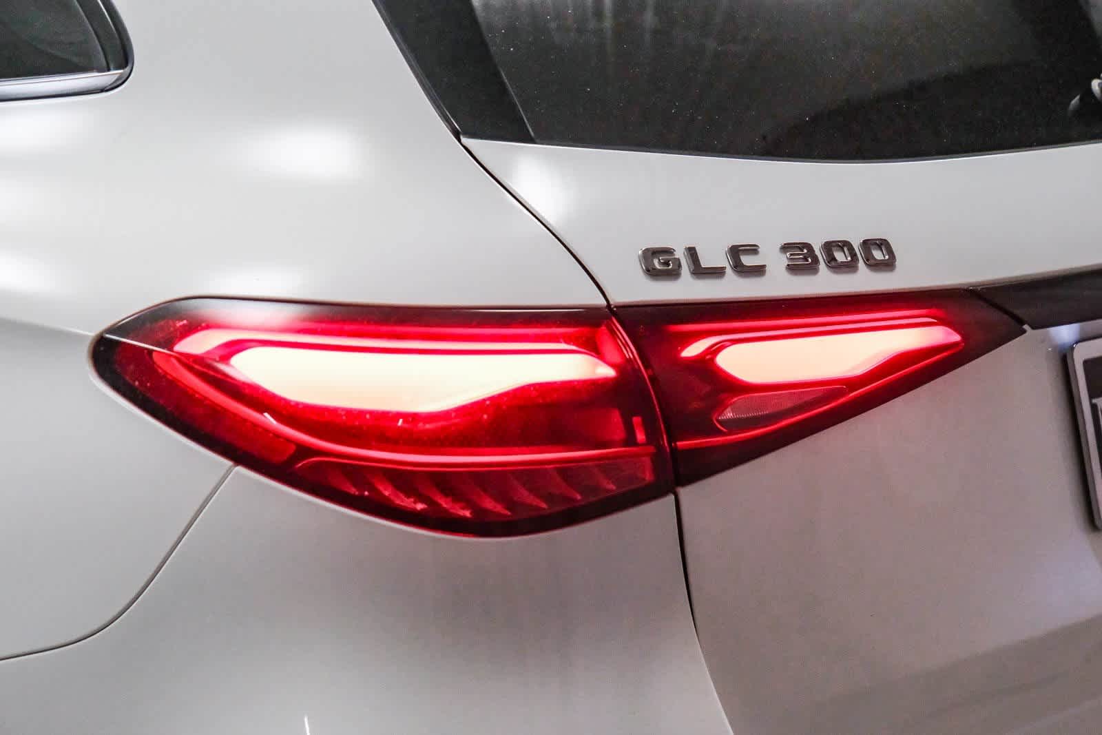 Thumbnail: 2023 Mercedes-Benz GLC - 7