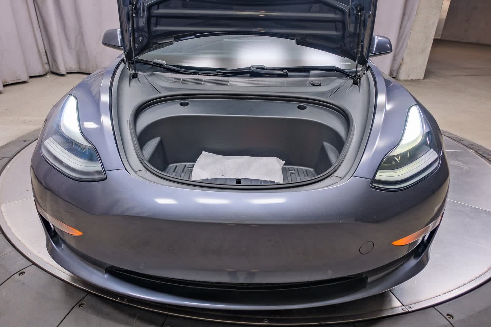 Thumbnail: 2021 Tesla Model 3 - 25