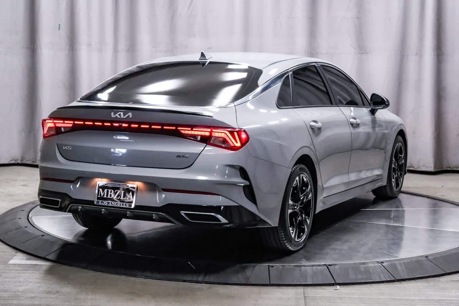 Thumbnail: 2023 Kia K5 - 4