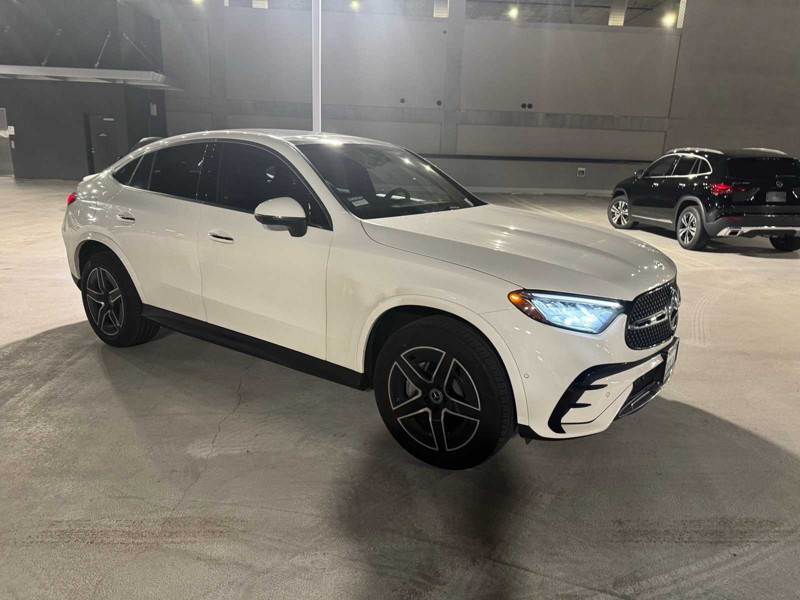 Thumbnail: 2025 Mercedes-Benz GLC - 2