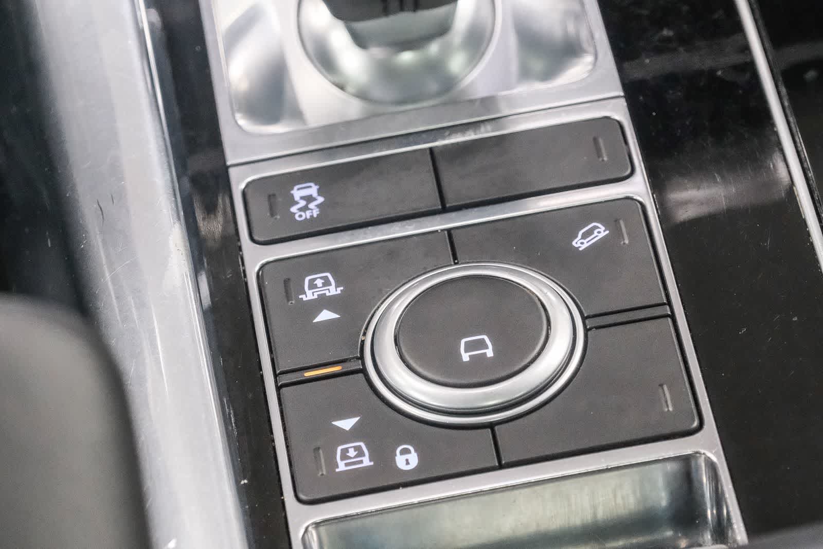 Thumbnail: 2018 Land Rover Range Rover Sport - 18