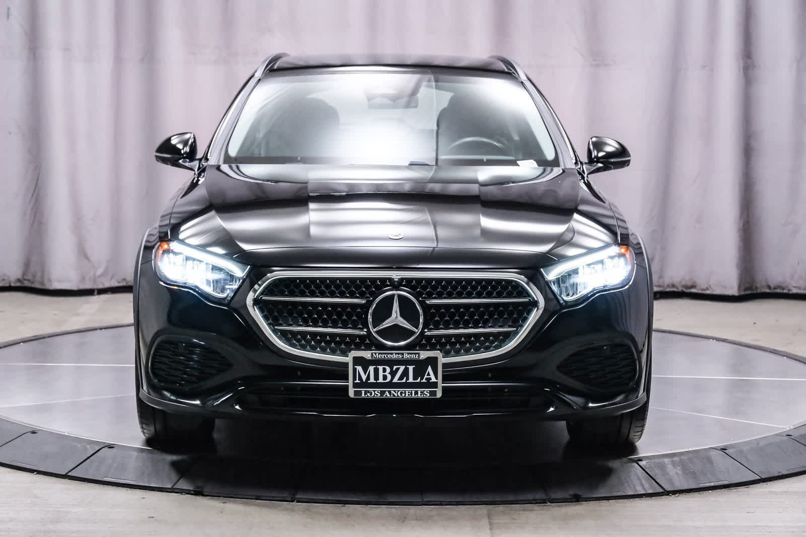 Thumbnail: 2025 Mercedes-Benz E-Class - 6