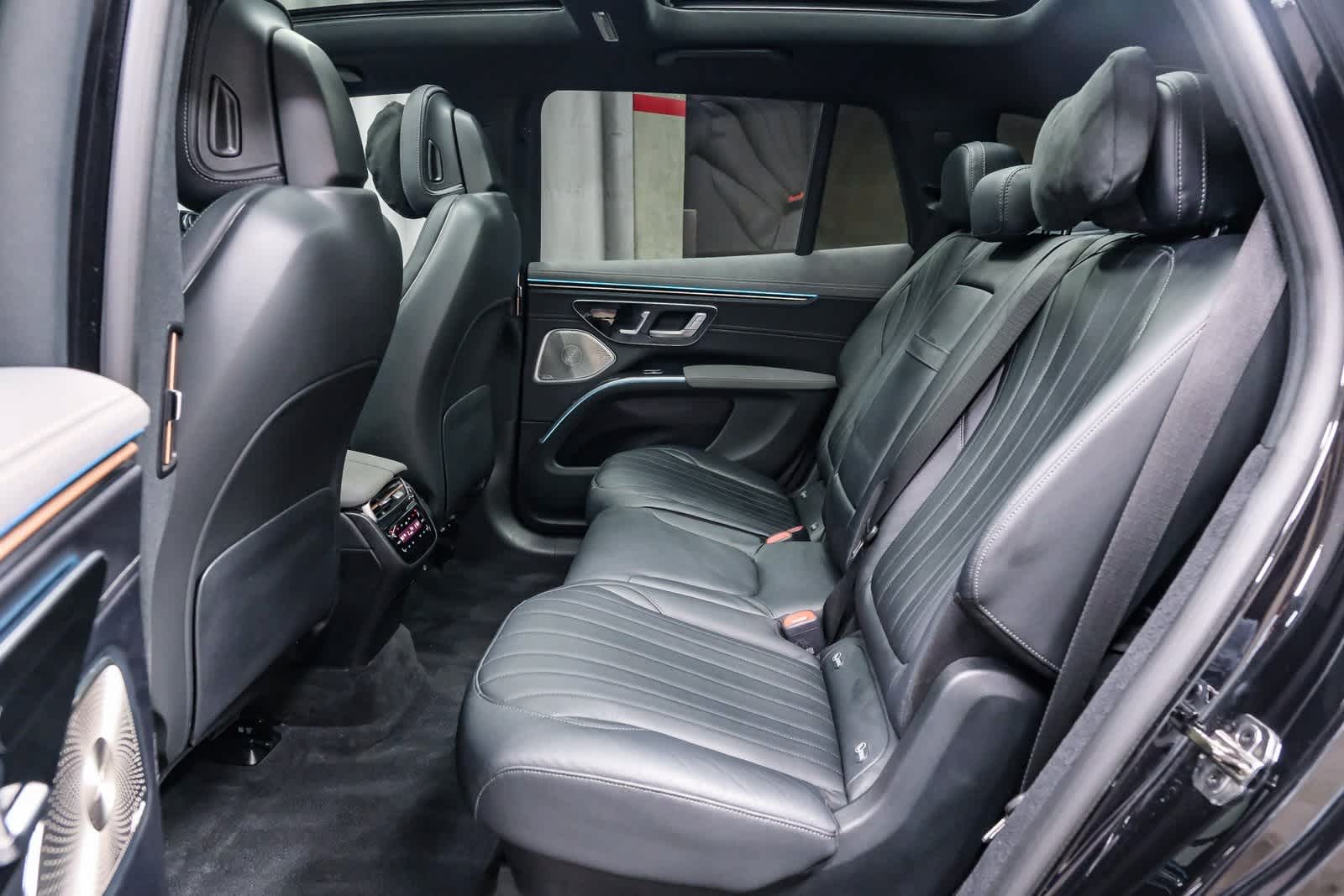 Thumbnail: 2023 Mercedes-Benz EQS - 16