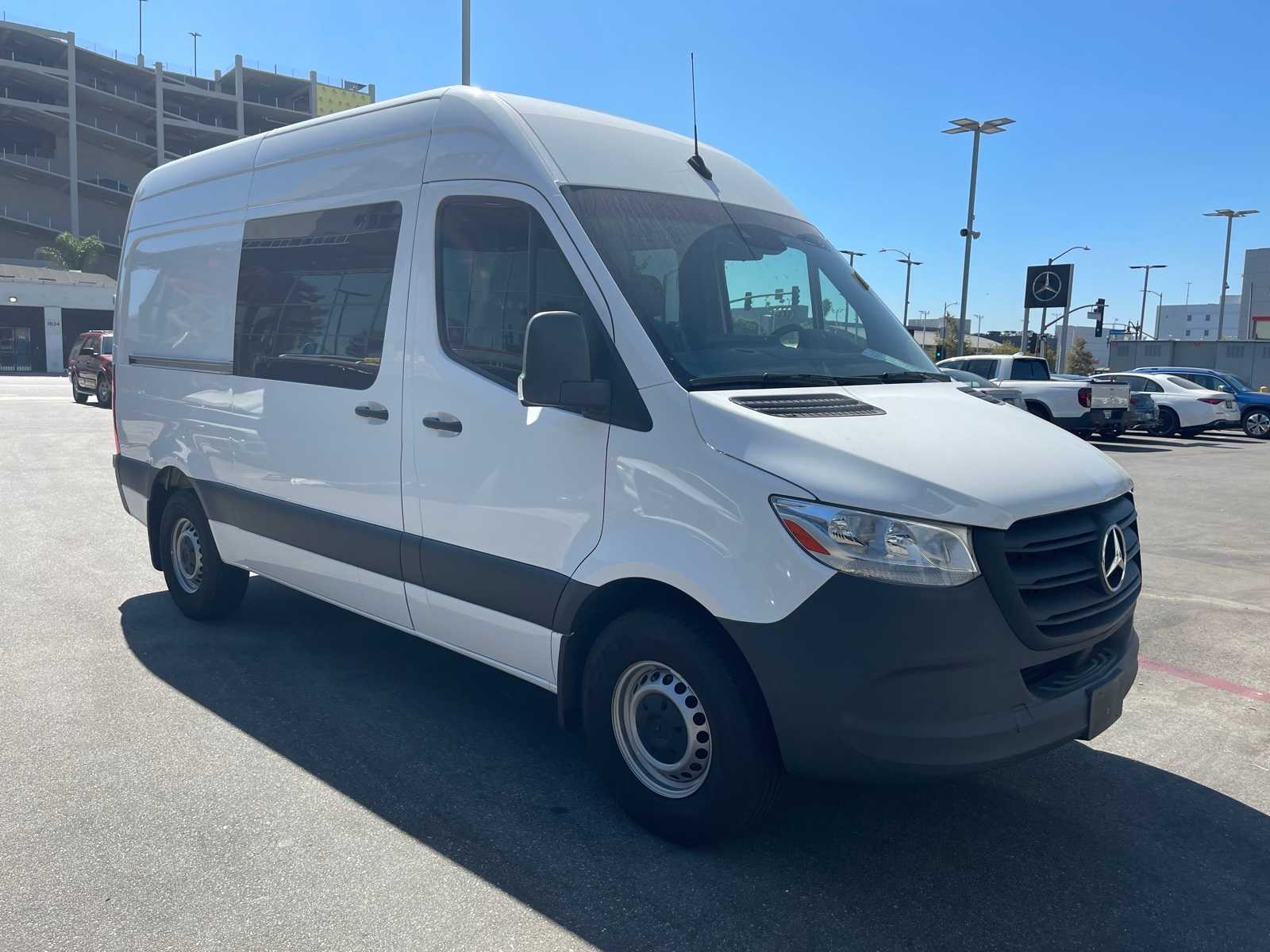 Thumbnail: 2023 Mercedes-Benz Sprinter - 2