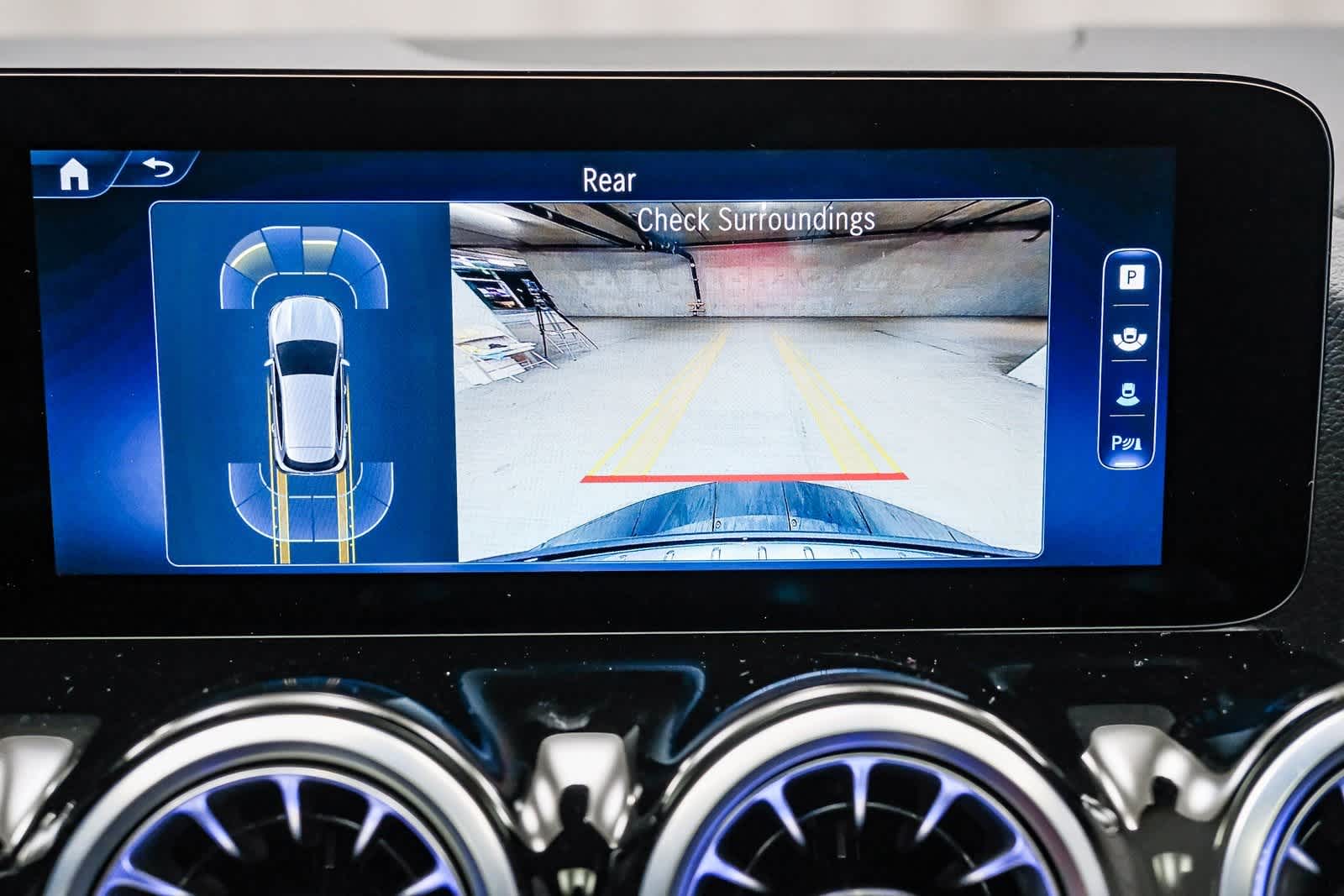 Thumbnail: 2025 Mercedes-Benz GLA - 26