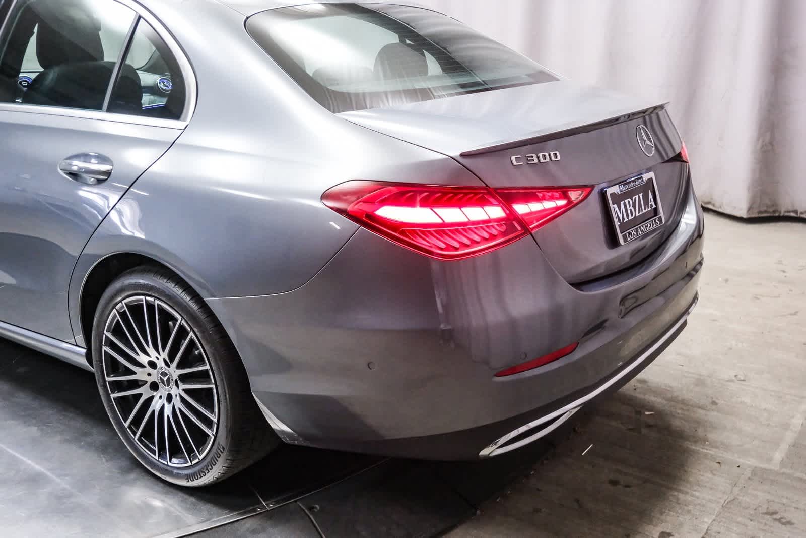 Thumbnail: 2025 Mercedes-Benz C-Class - 8