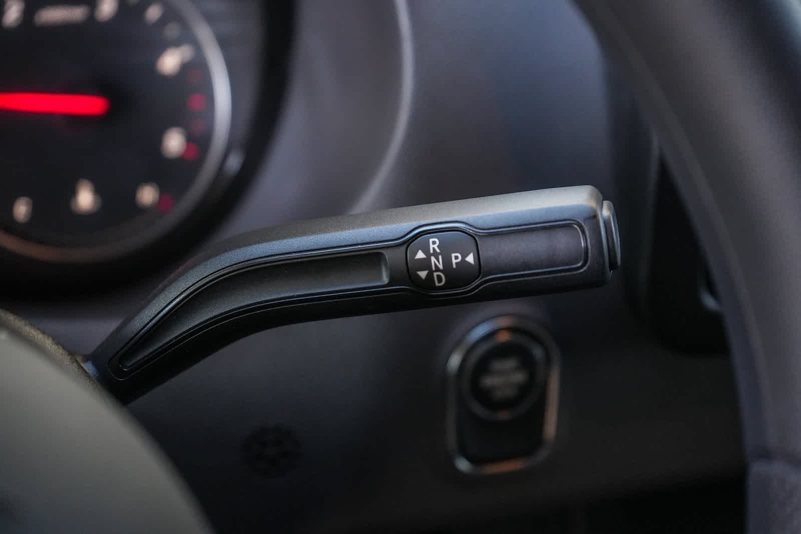 Thumbnail: 2025 Mercedes-Benz Sprinter - 18