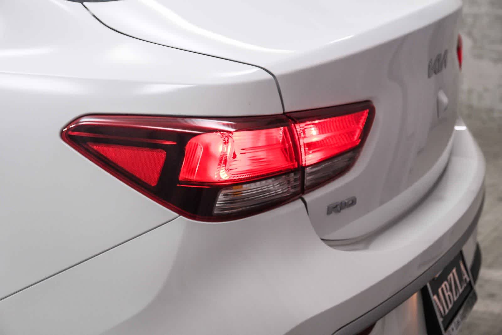 Thumbnail: 2023 Kia Rio - 7