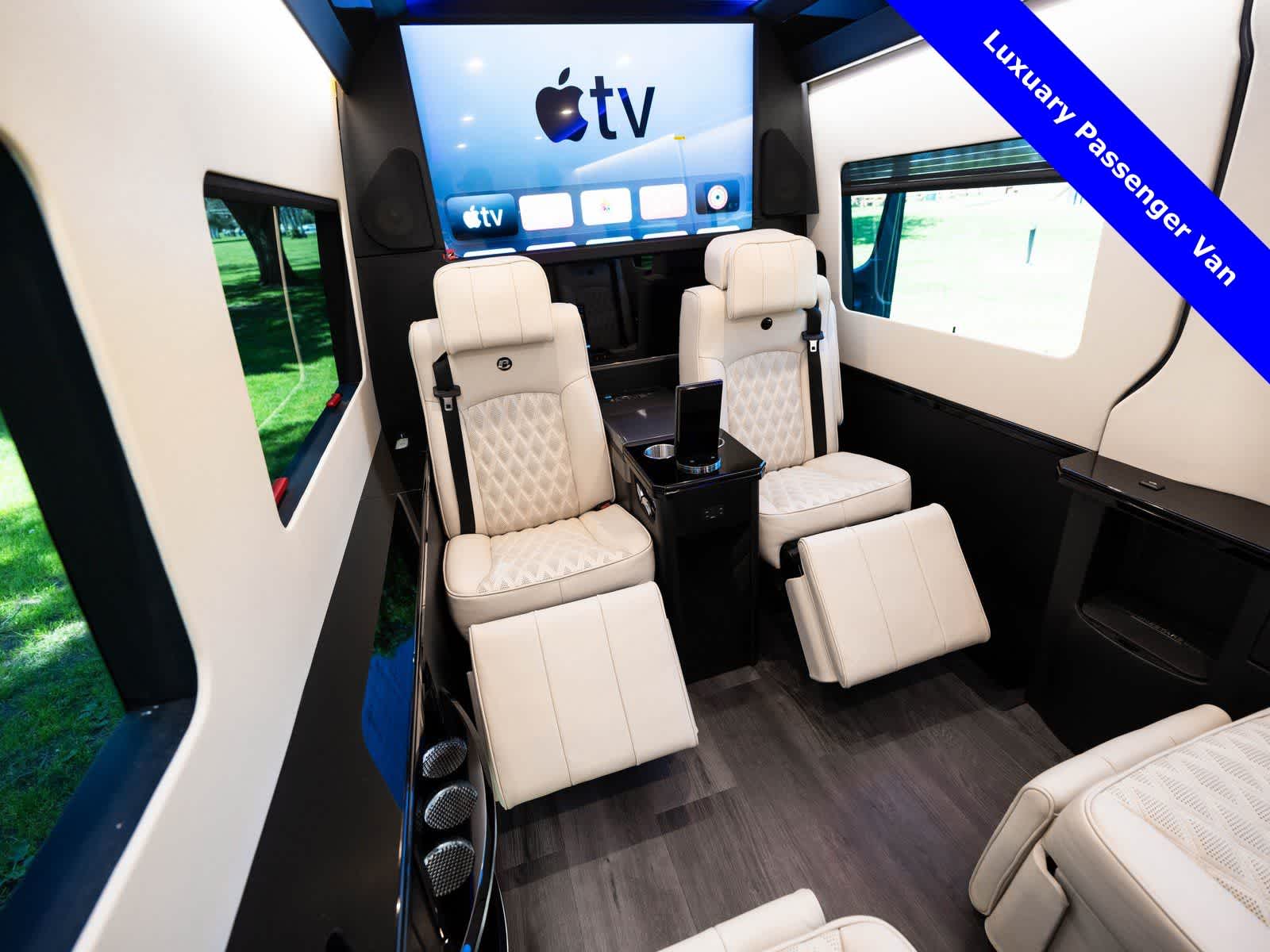 Thumbnail: 2024 Mercedes-Benz Sprinter - 47