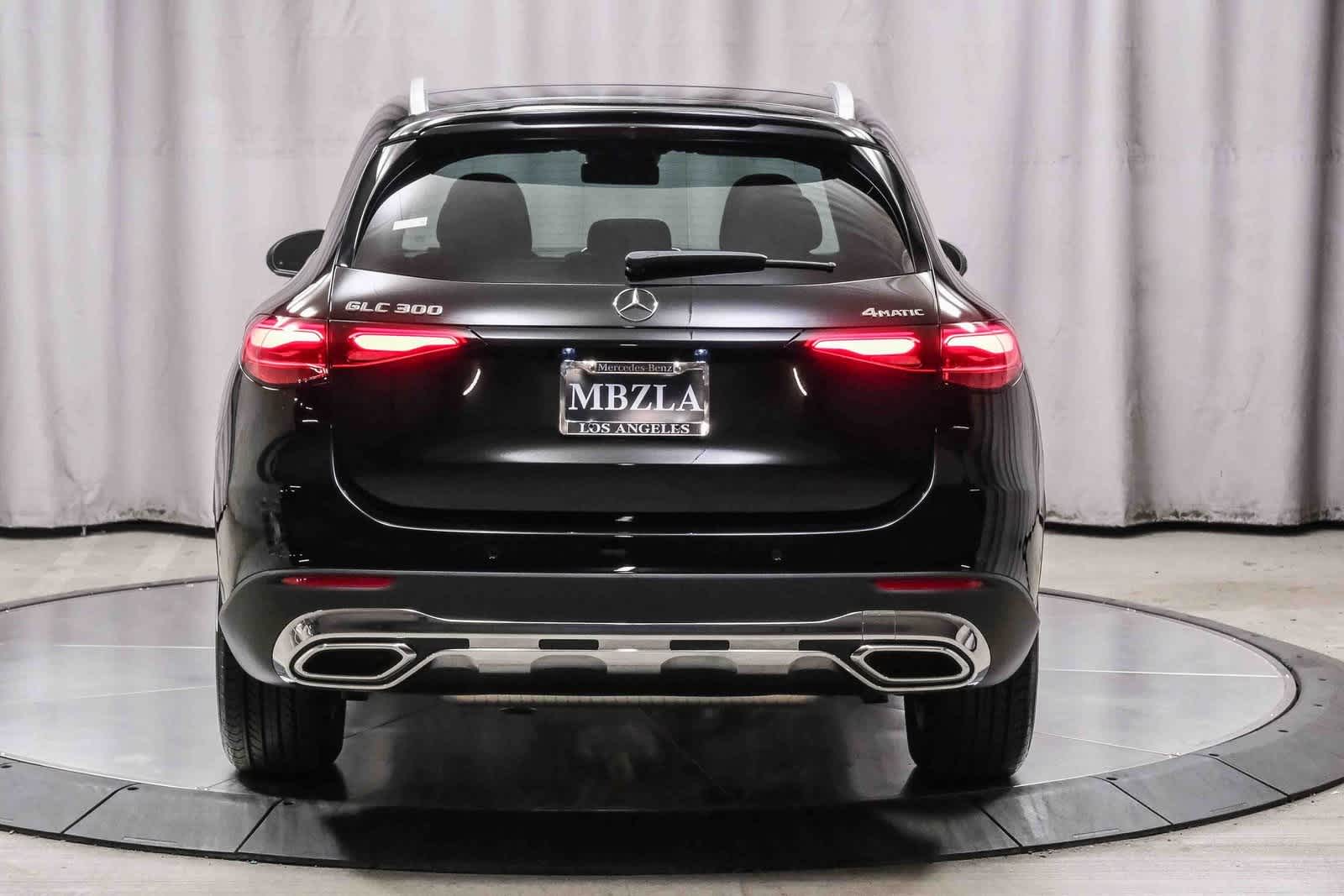 Thumbnail: 2025 Mercedes-Benz GLC - 3